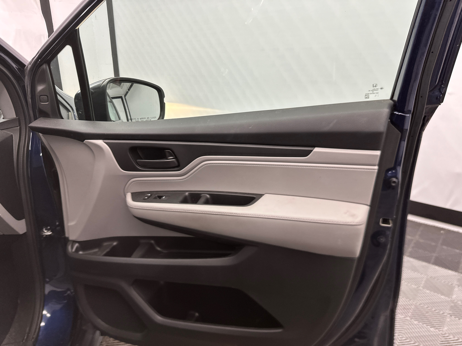 2018 Honda Odyssey EX 15