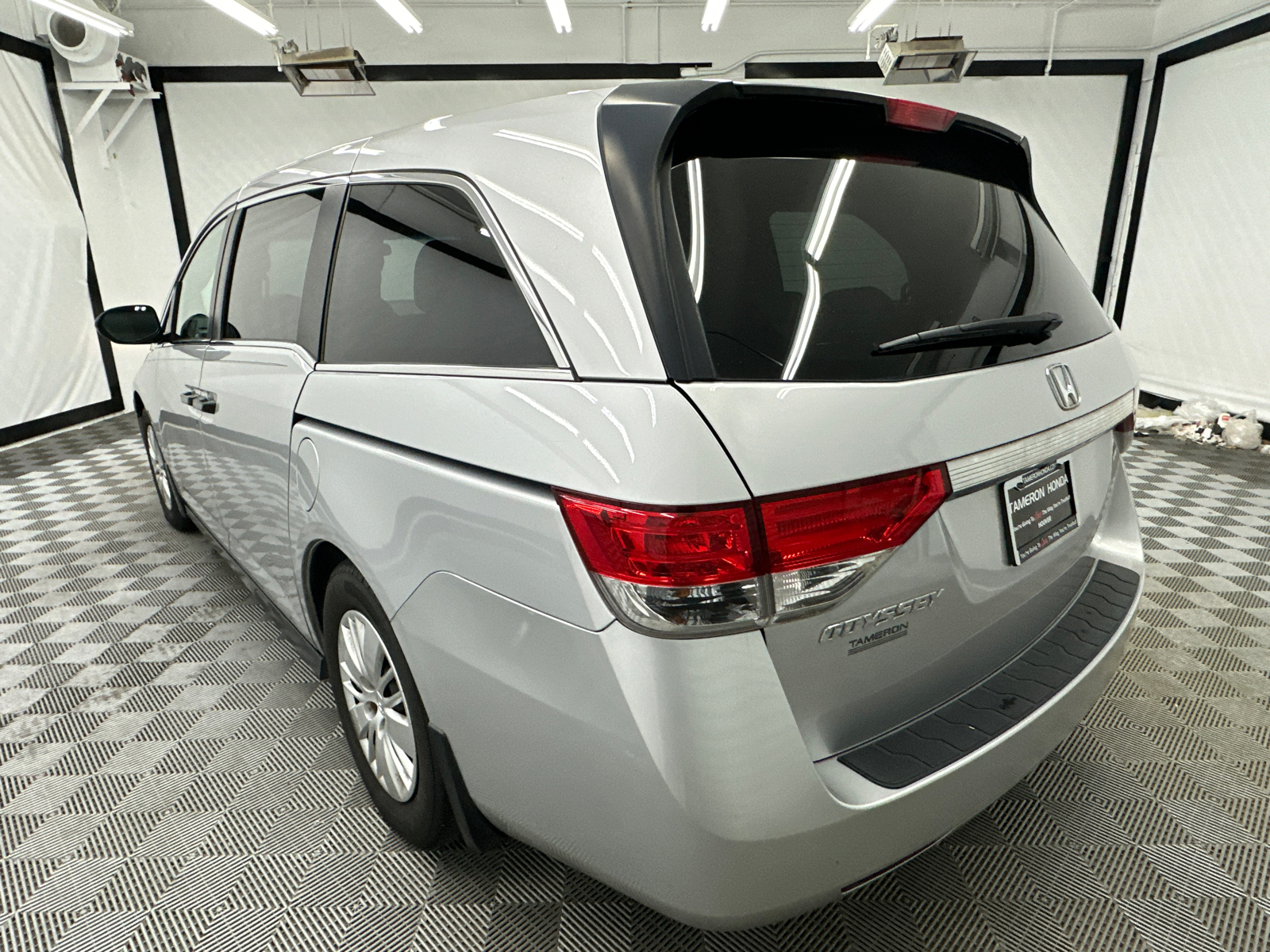2014 Honda Odyssey LX 3