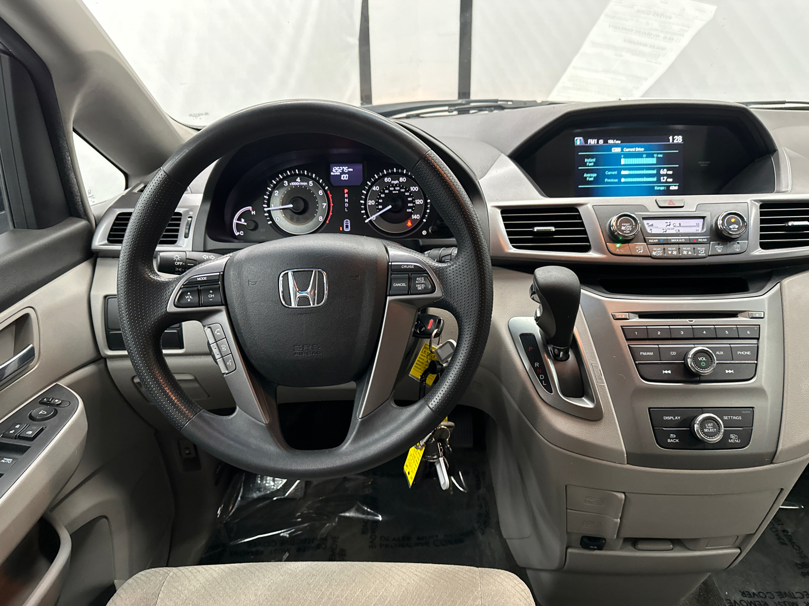 2014 Honda Odyssey LX 23