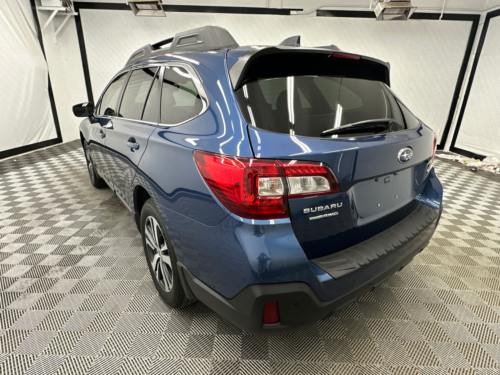 2019 Subaru Outback 2.5i 3