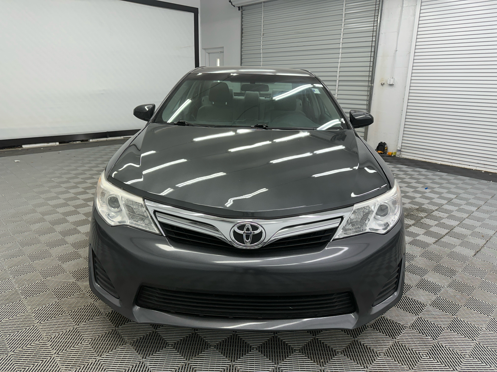 2013 Toyota Camry LE 8