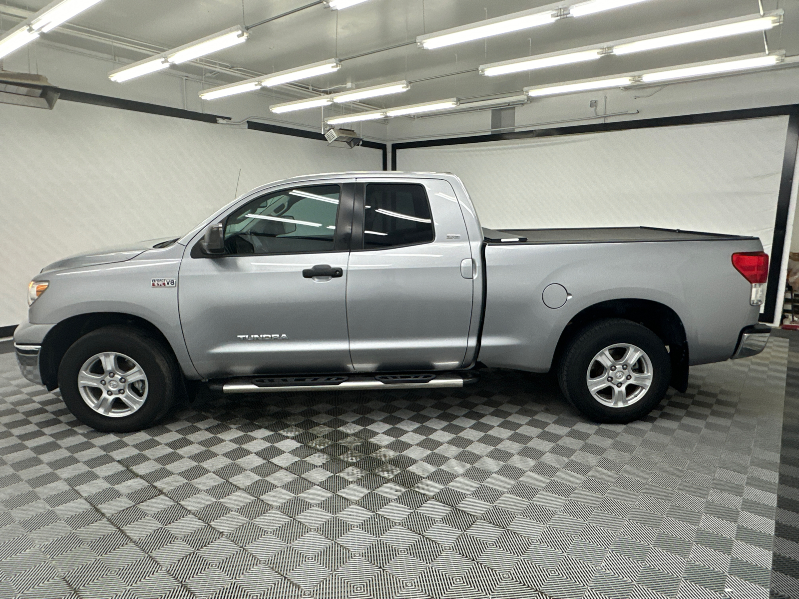 2012 Toyota Tundra Grade 2