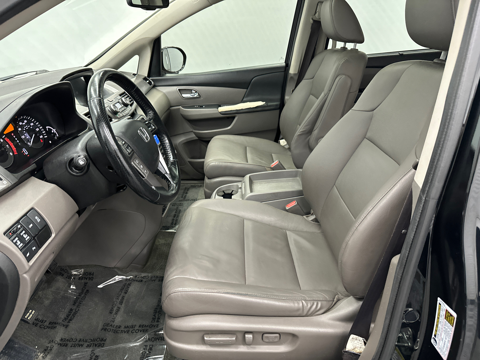 2016 Honda Odyssey Touring 9