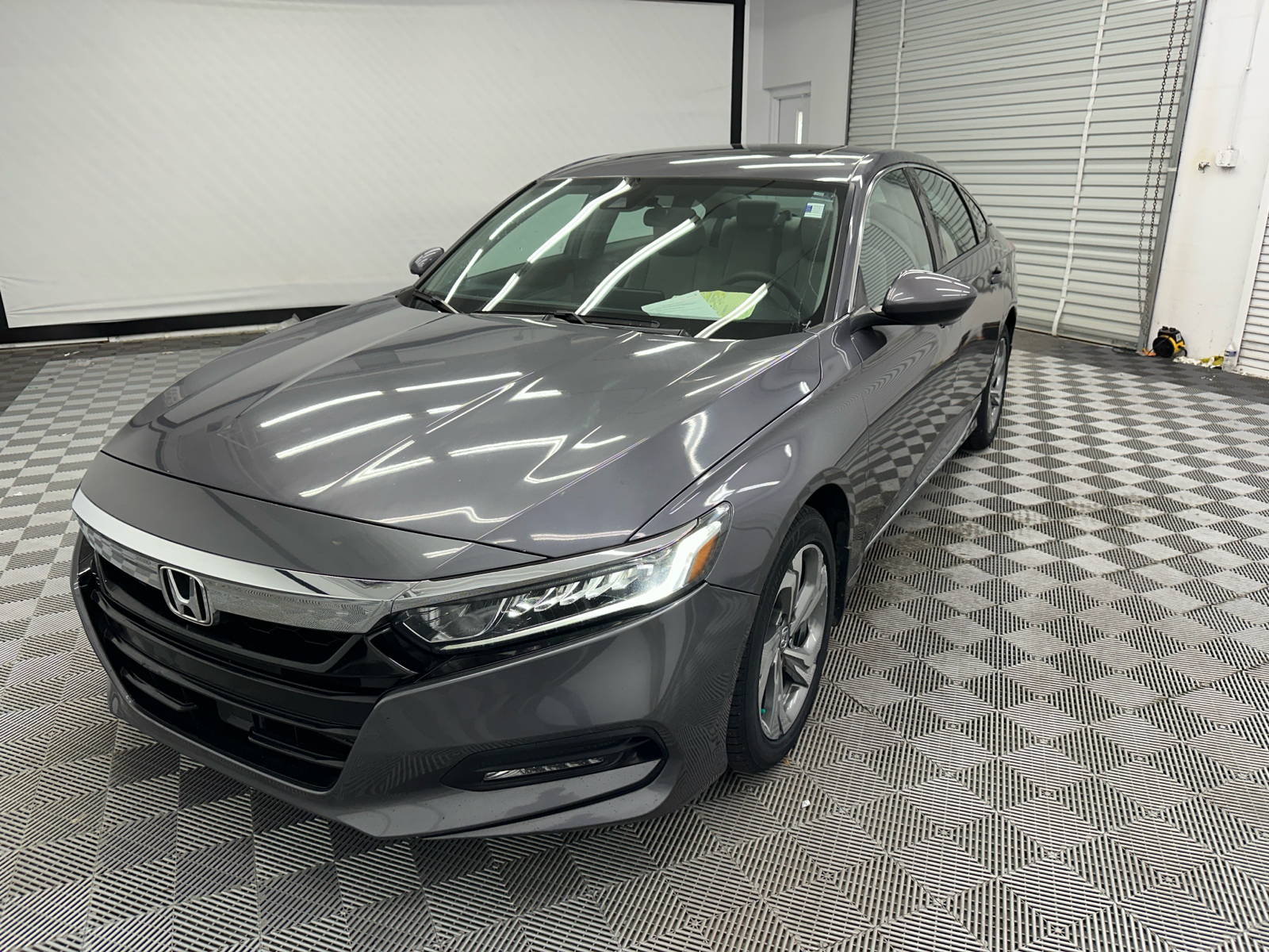 2018 Honda Accord EX 1