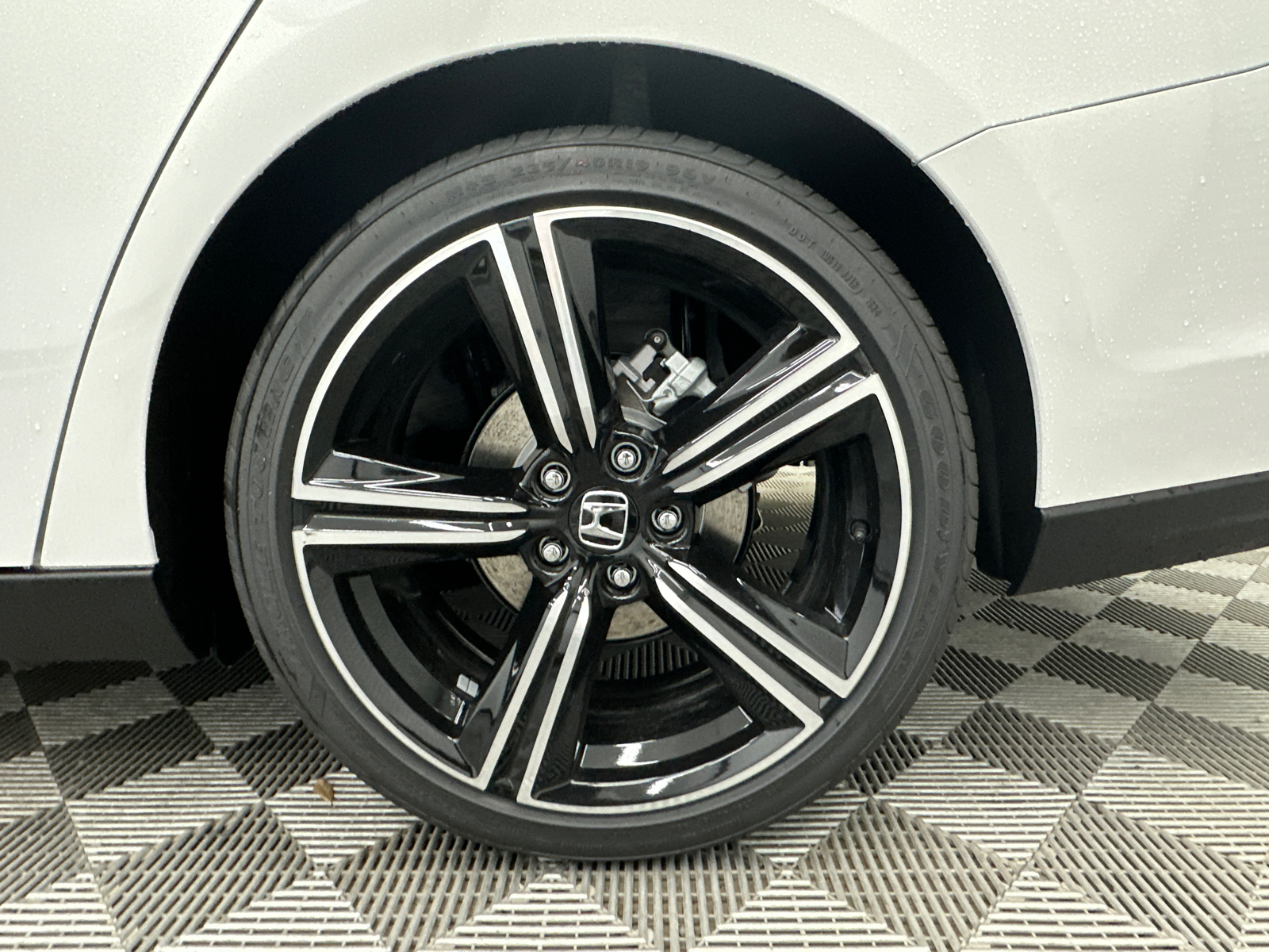 2024 Honda Accord Hybrid Sport 20