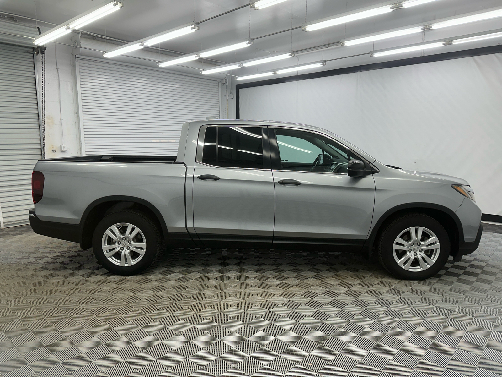 2019 Honda Ridgeline RT 6