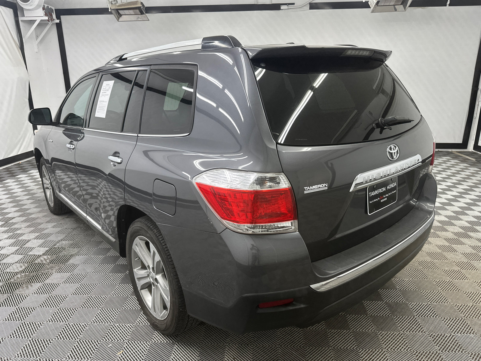 2011 Toyota Highlander Limited 3