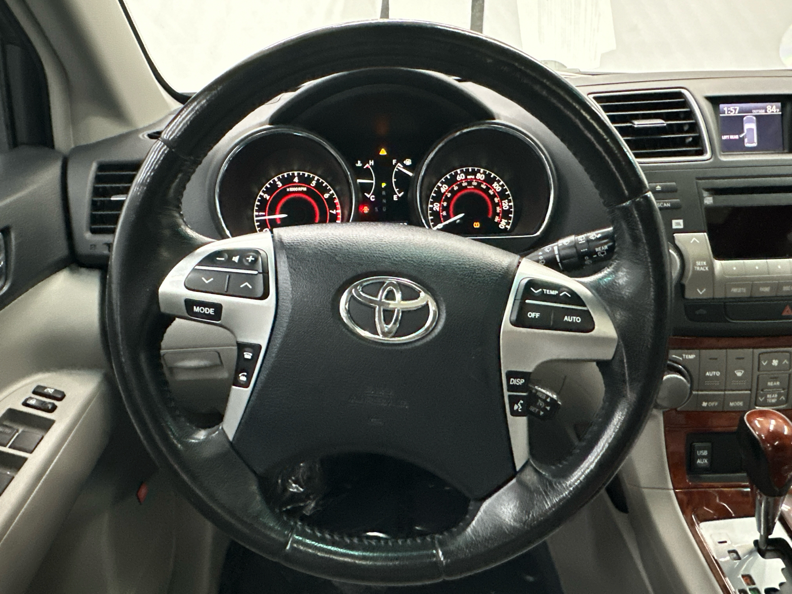 2011 Toyota Highlander Limited 30