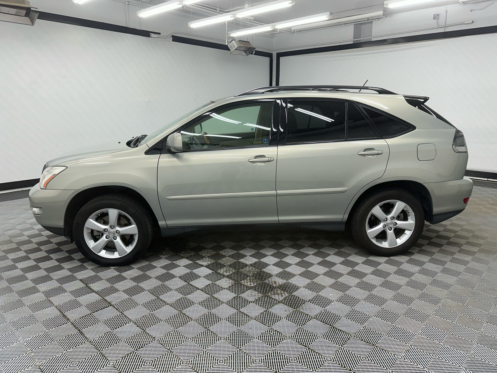 2004 Lexus RX 330 2