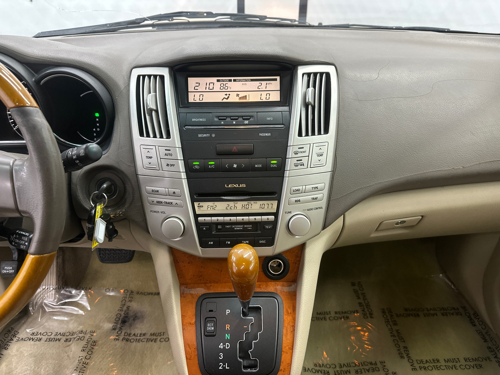 2004 Lexus RX 330 32