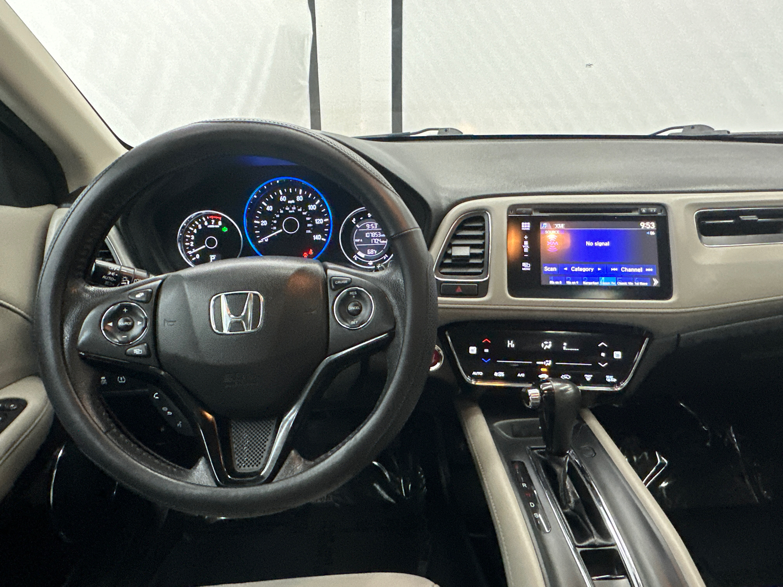 2016 Honda HR-V EX-L 24