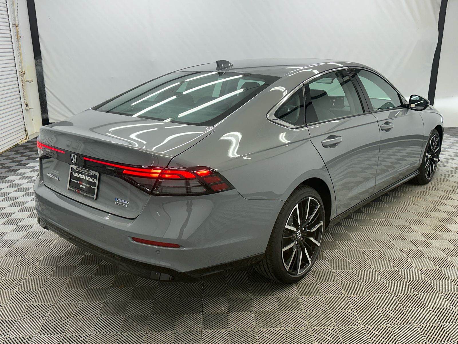 2024 Honda Accord Hybrid Touring 5