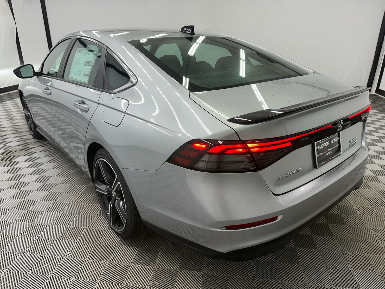 2024 Honda Accord Hybrid Sport 3