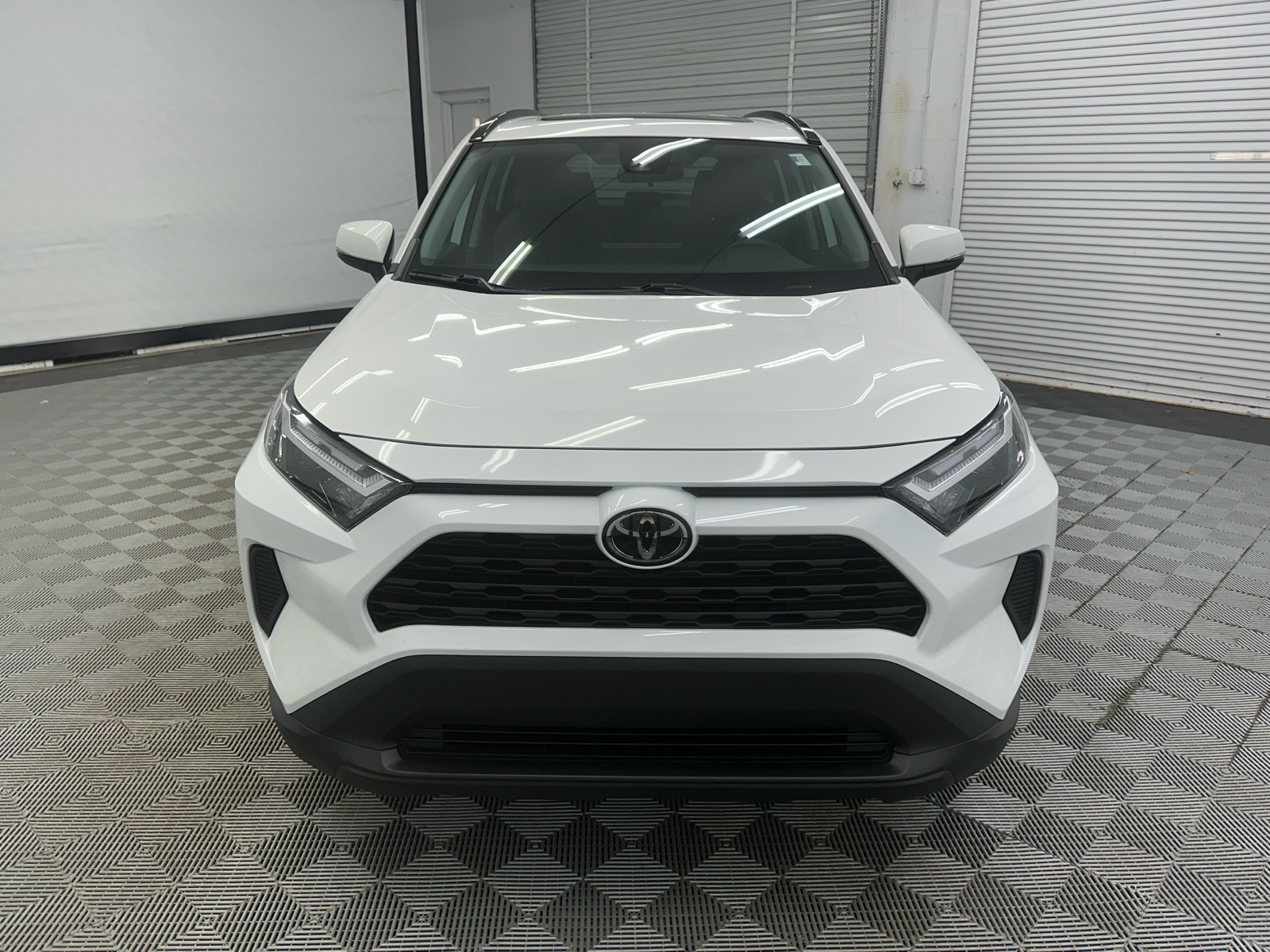 2022 Toyota RAV4 XLE 8