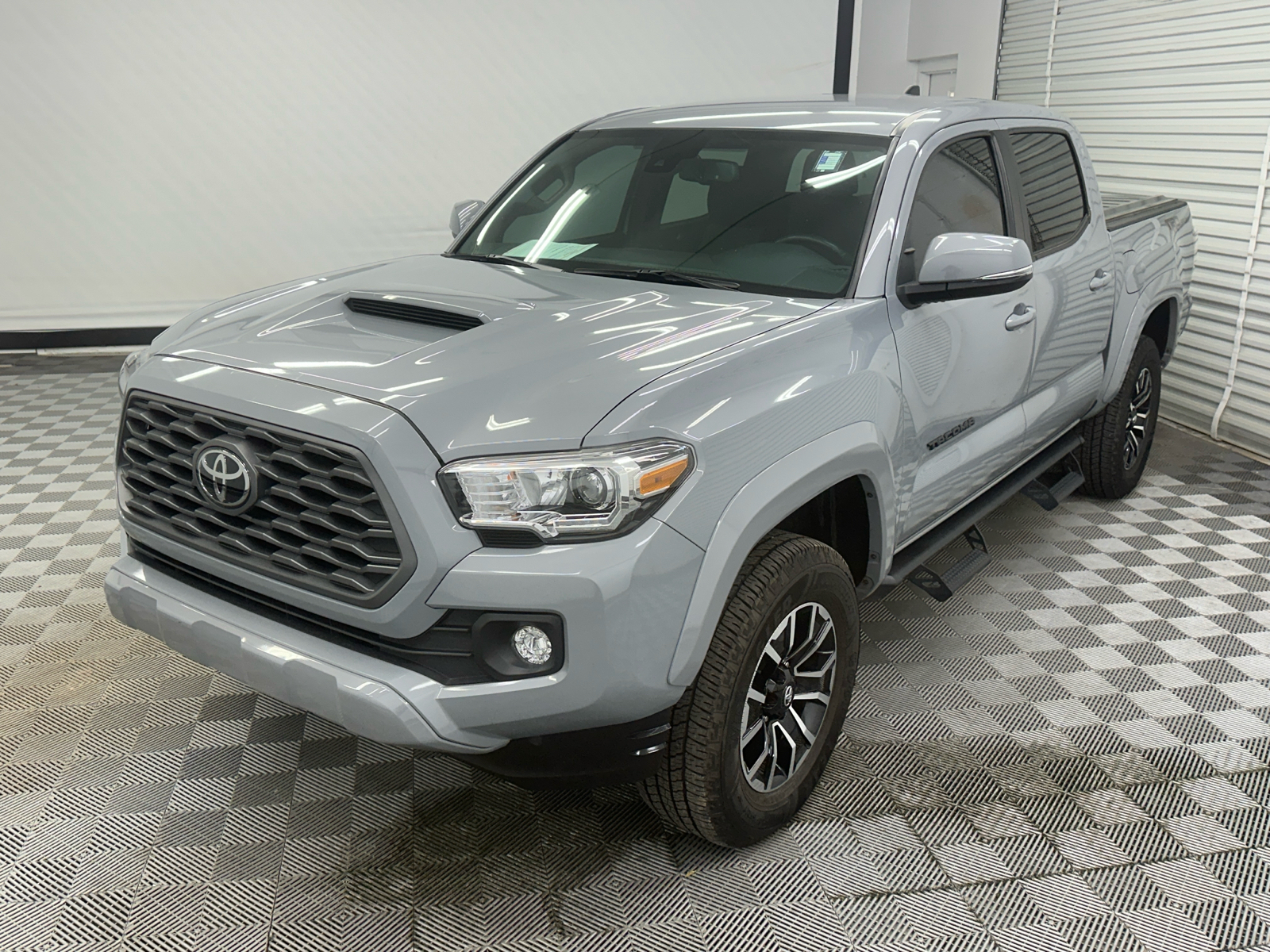 2021 Toyota Tacoma TRD Sport 1