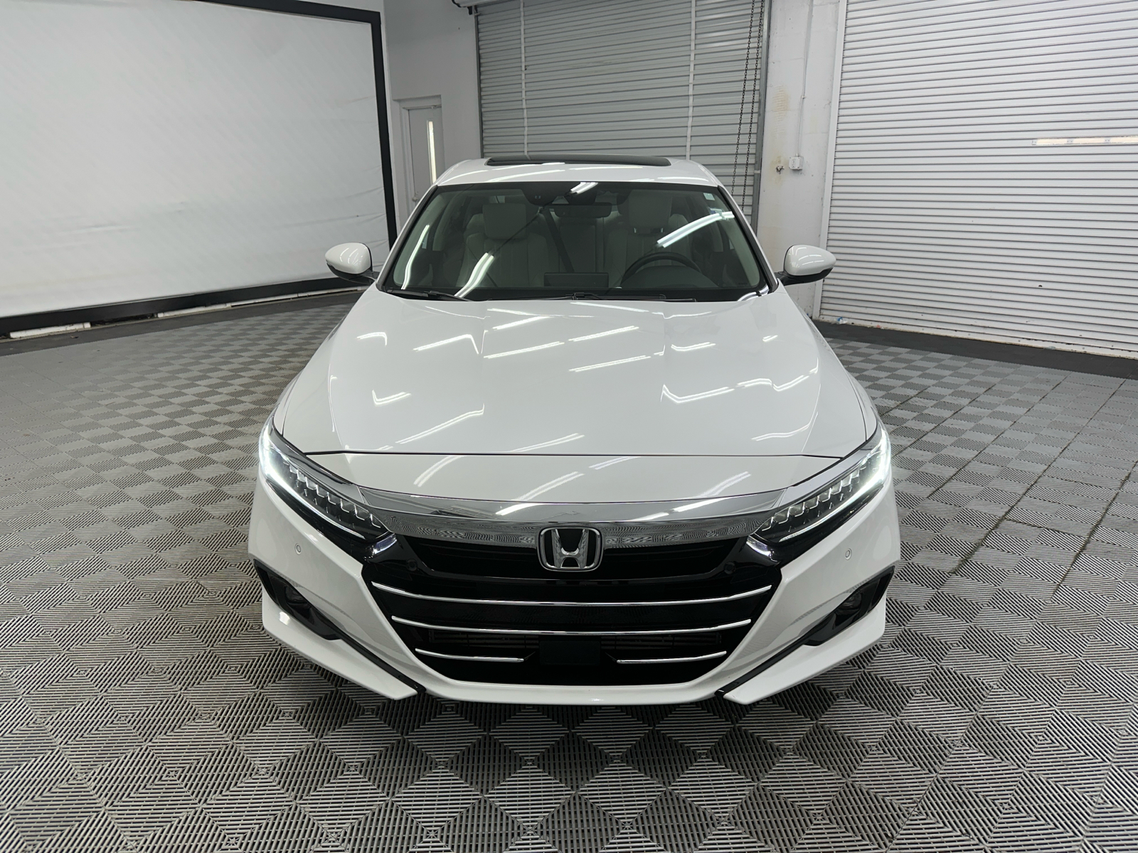 2022 Honda Accord Touring 2.0T 8