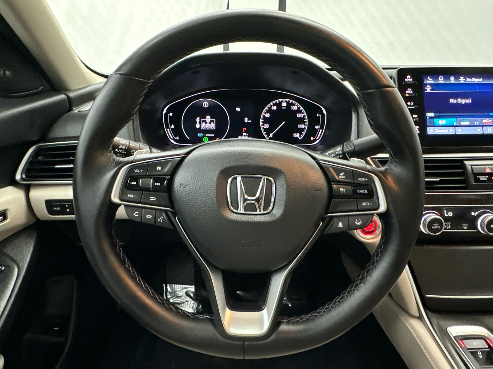 2022 Honda Accord Touring 2.0T 28