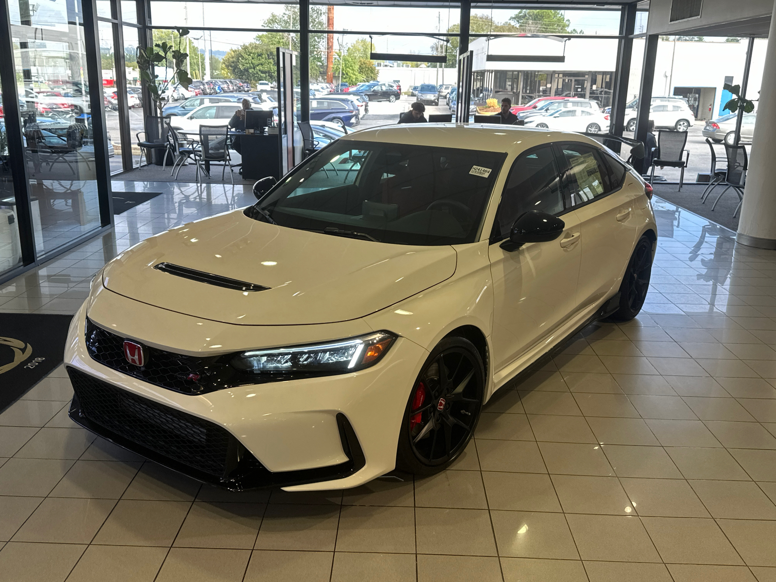 2024 Honda Civic Type R Base 1