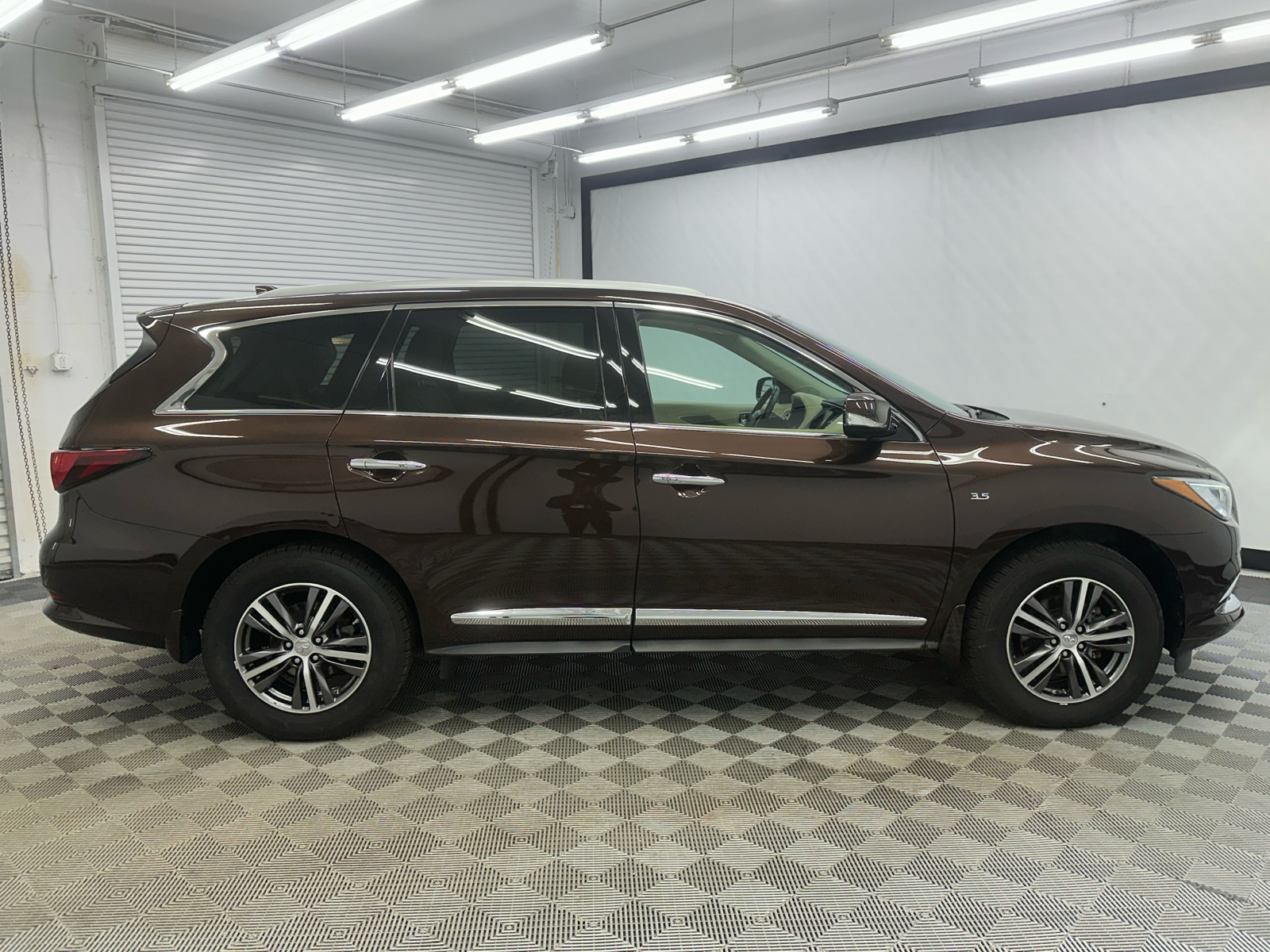 2019 INFINITI QX60 LUXE 6