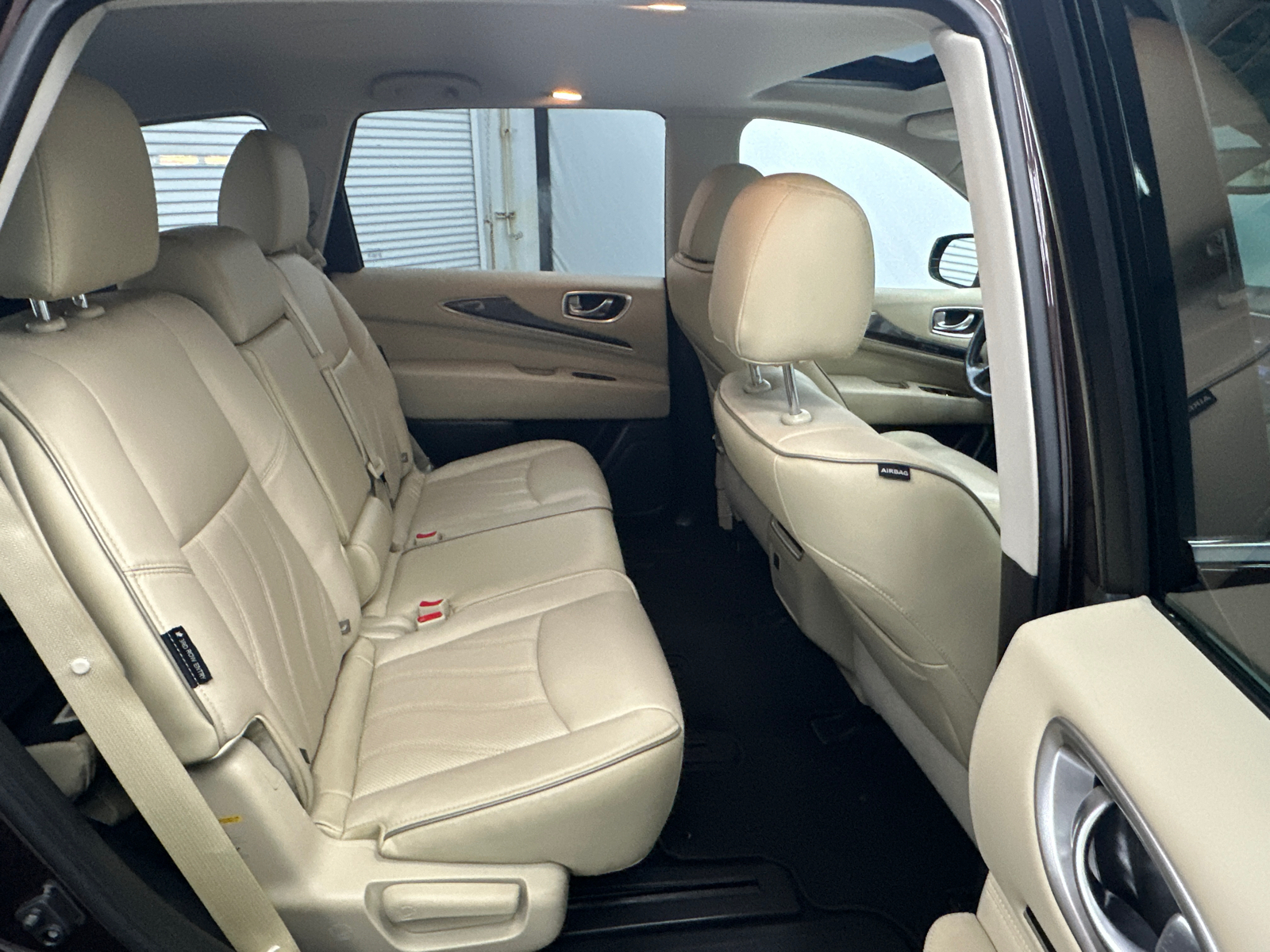 2019 INFINITI QX60 LUXE 18