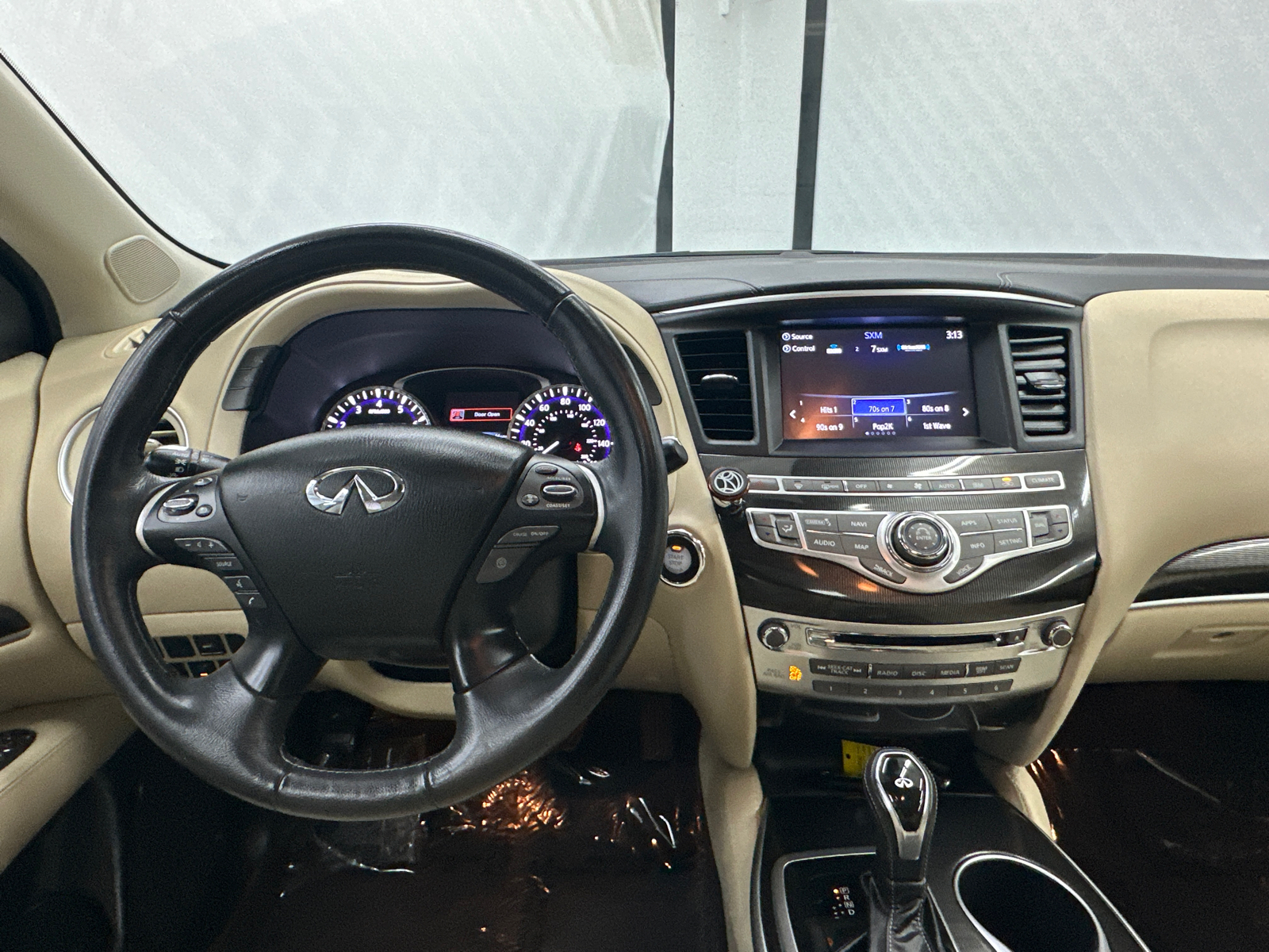 2019 INFINITI QX60 LUXE 28