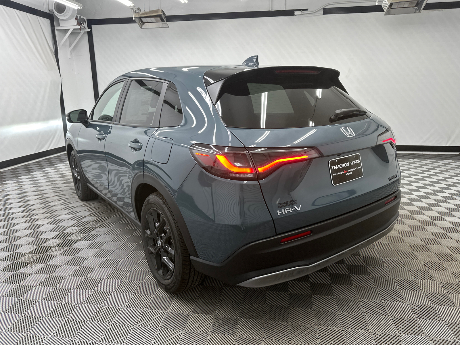 2025 Honda HR-V Sport 3