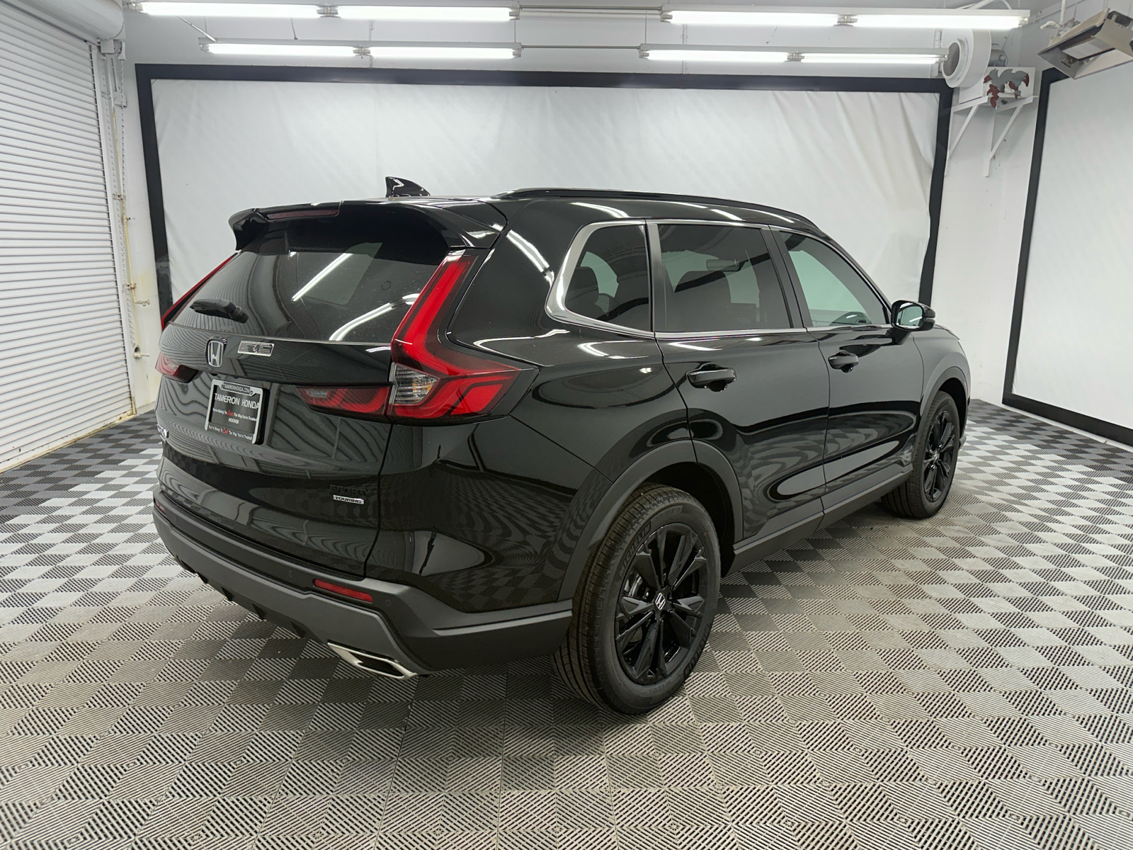 2025 Honda CR-V Hybrid Sport Touring 5