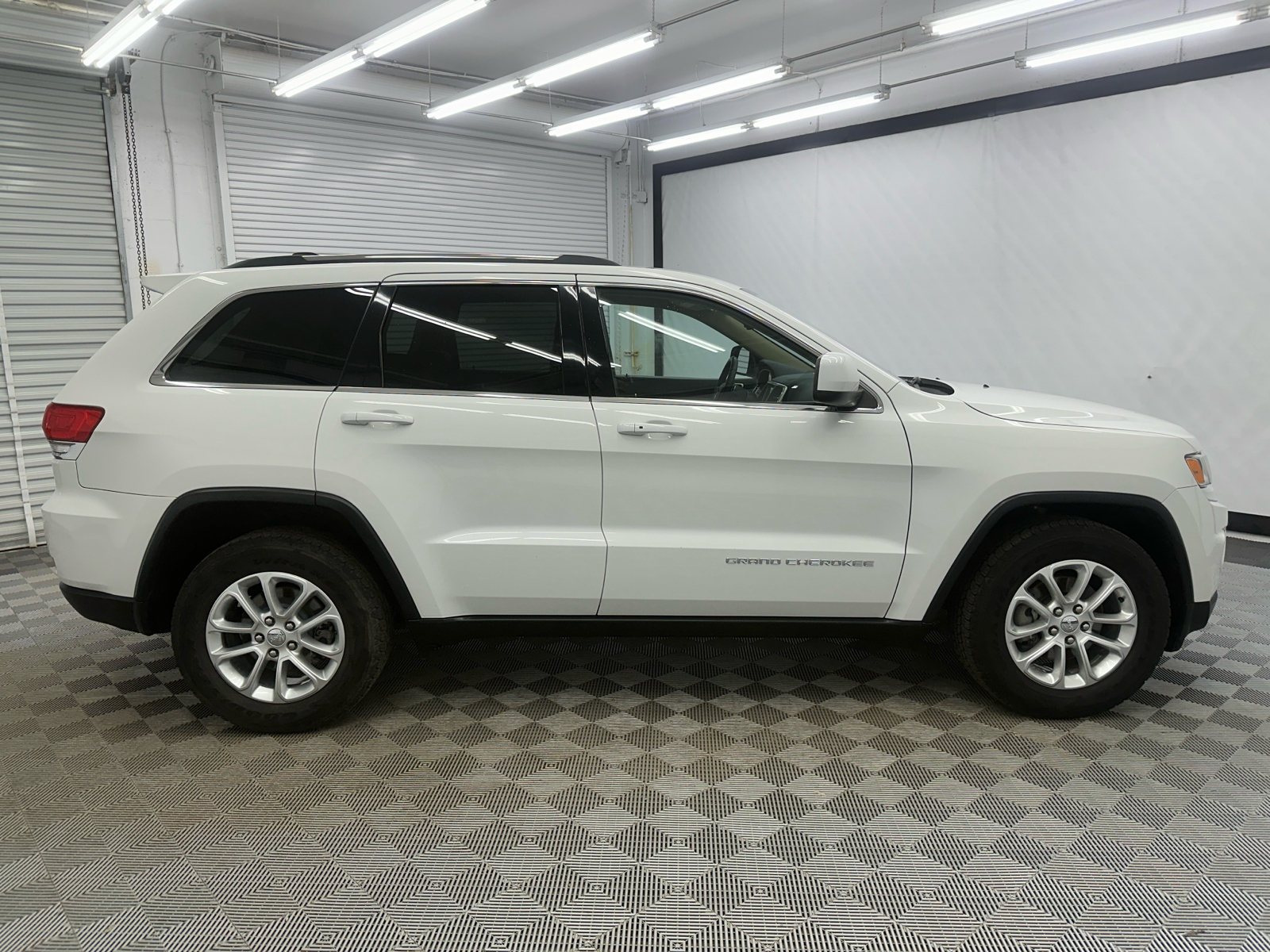 2015 Jeep Grand Cherokee Laredo 6