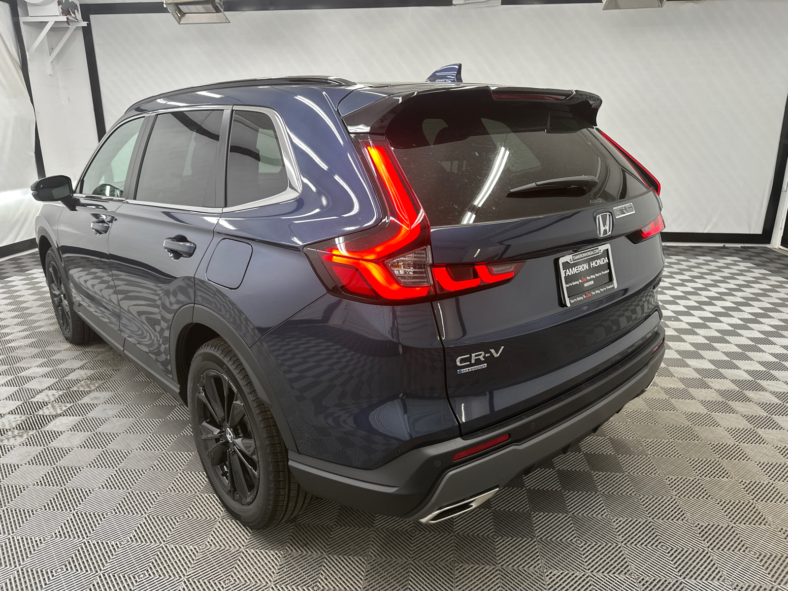 2025 Honda CR-V Hybrid Sport Touring 3