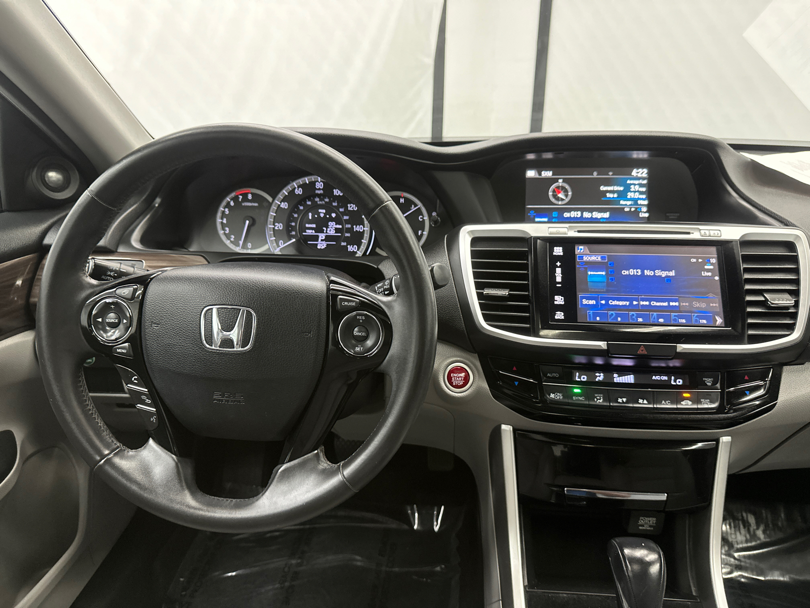 2016 Honda Accord EX-L 27