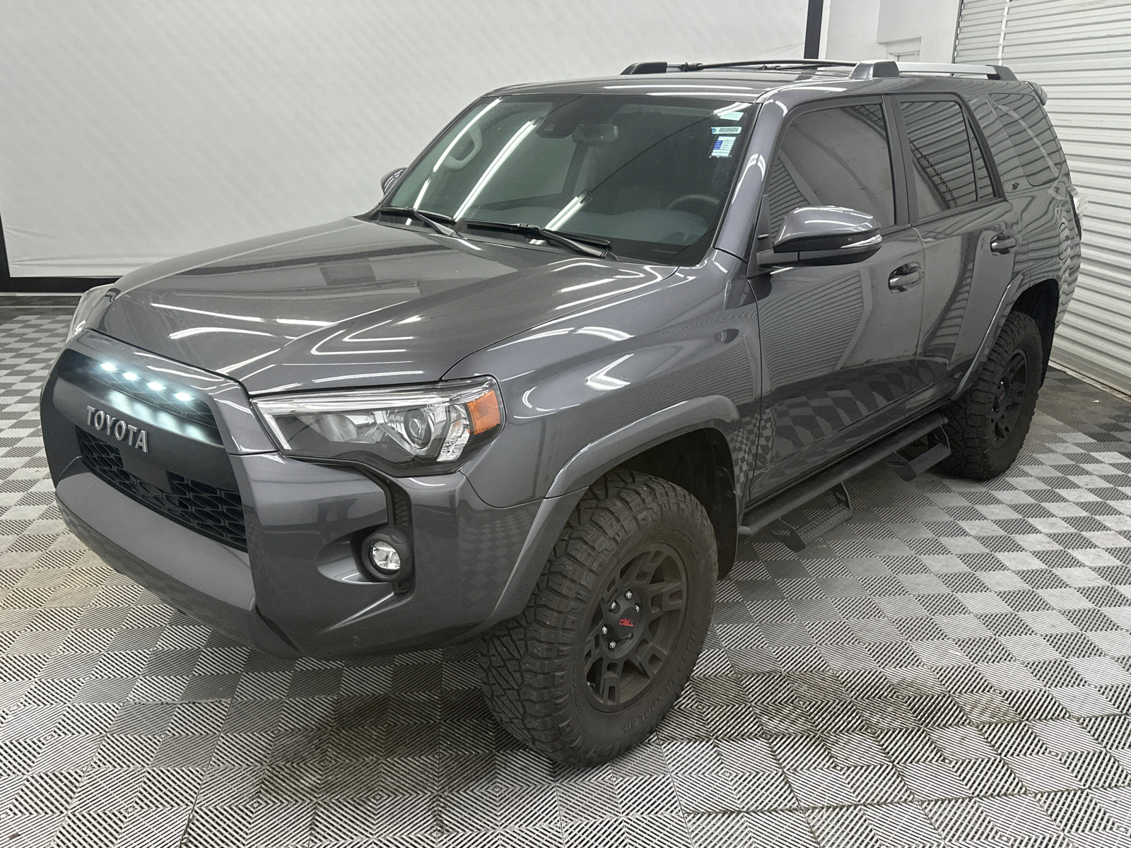 2023 Toyota 4Runner SR5 Premium 1