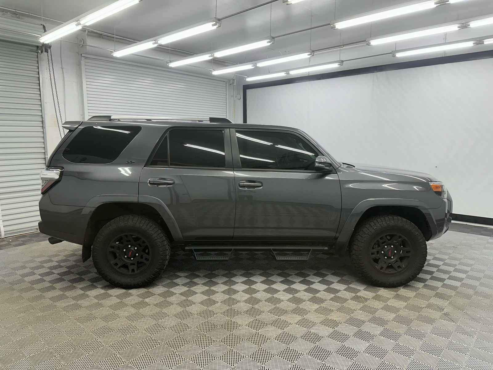 2023 Toyota 4Runner SR5 Premium 6