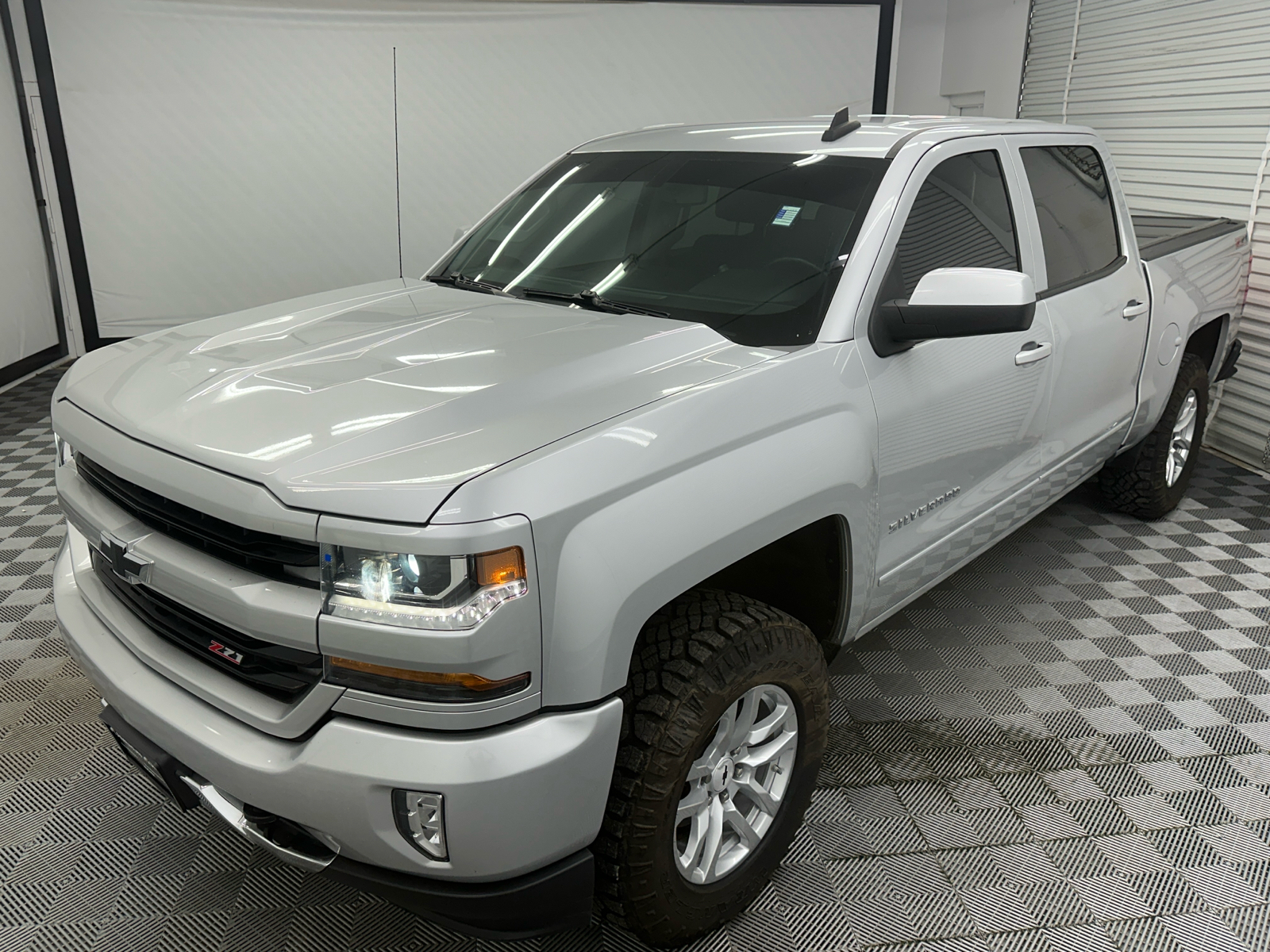 2016 Chevrolet Silverado 1500 LT 1