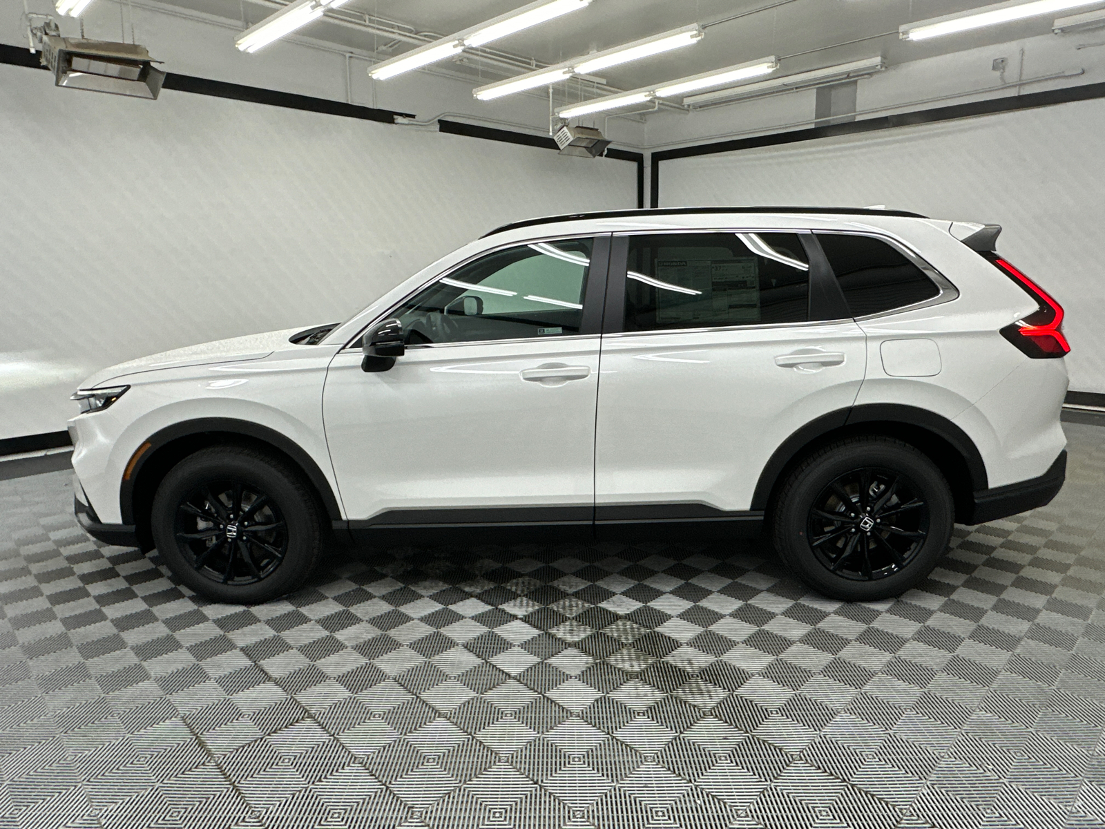 2025 Honda CR-V Hybrid Sport-L 2