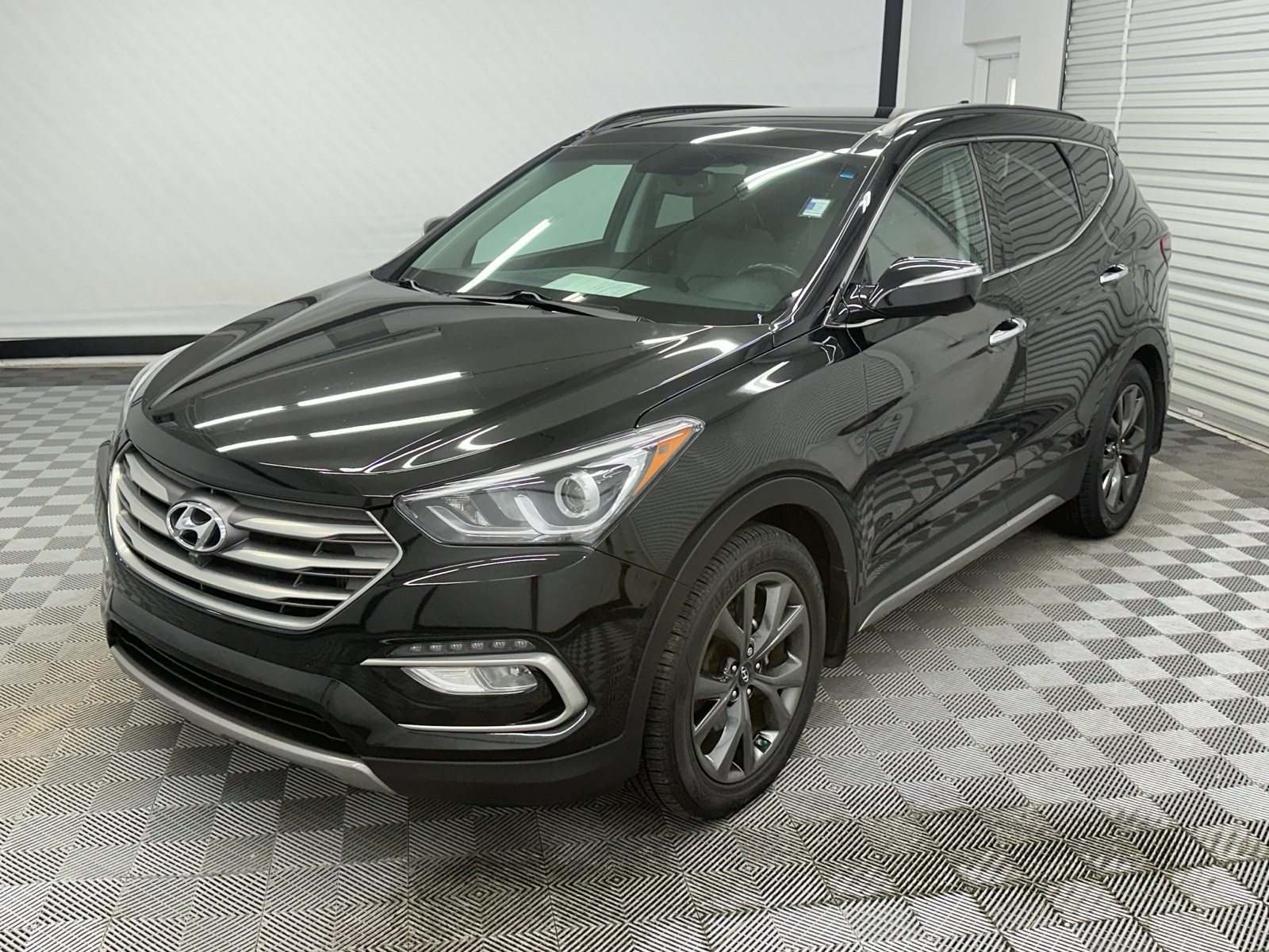 2017 Hyundai Santa Fe Sport 2.0L Turbo Ultimate 1