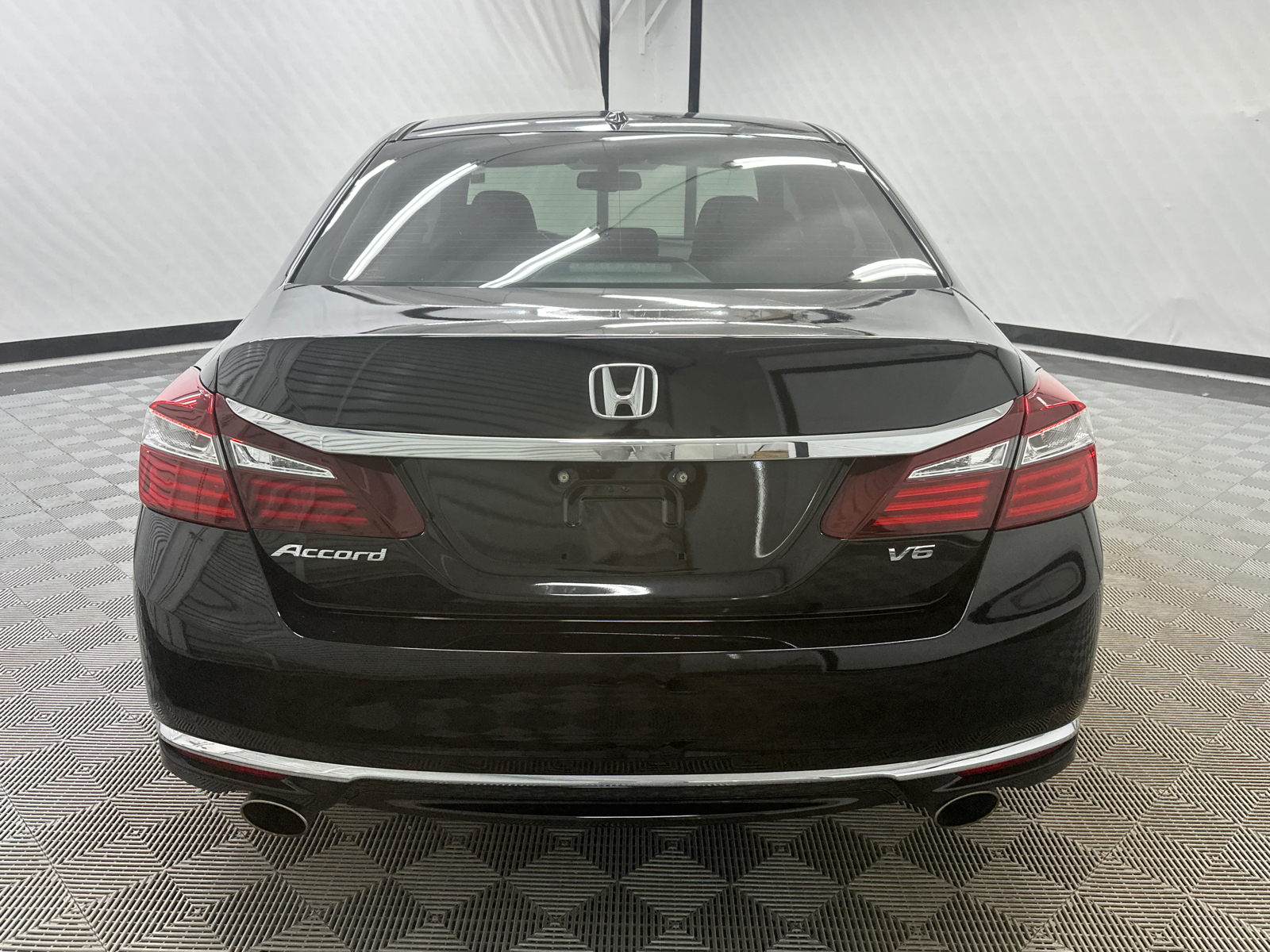 2017 Honda Accord EX-L 4