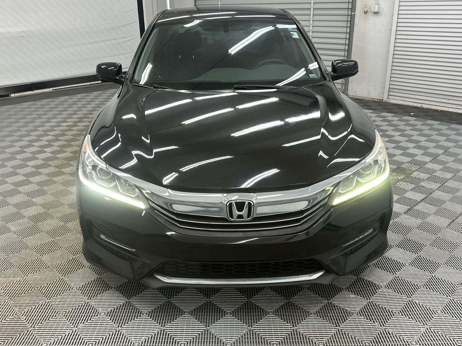 2017 Honda Accord EX-L 8