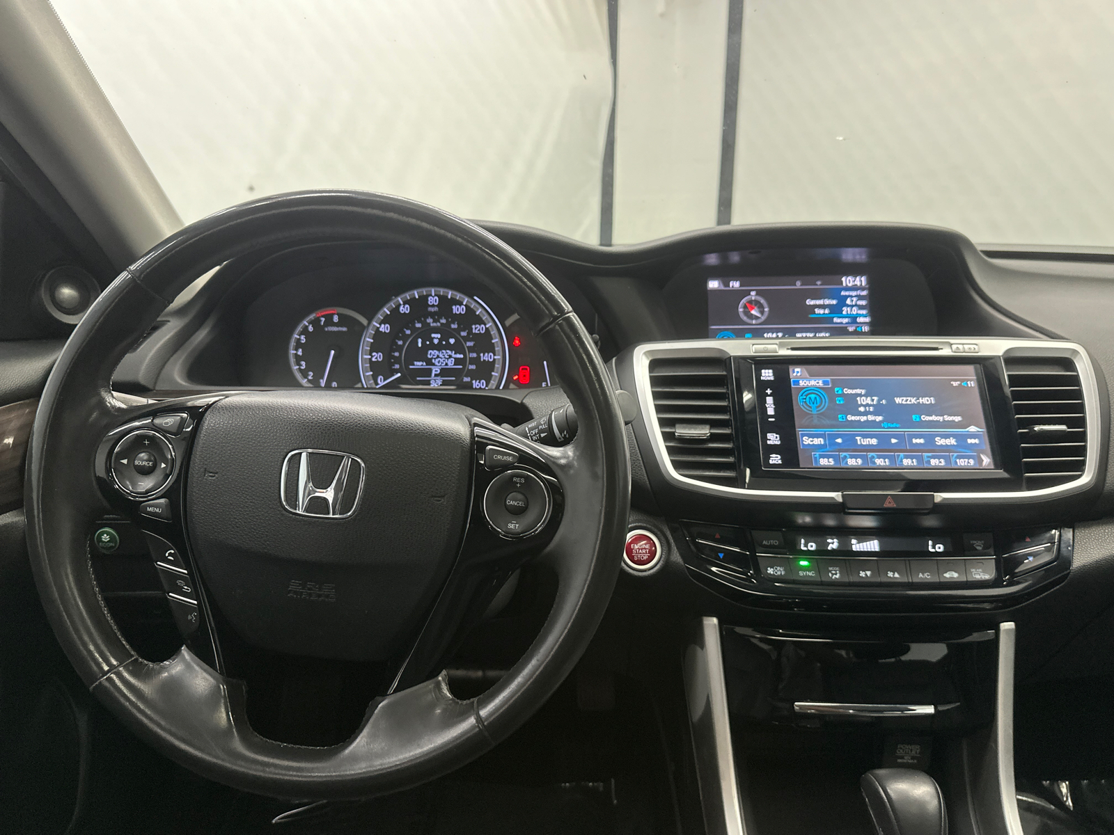 2017 Honda Accord EX-L 26