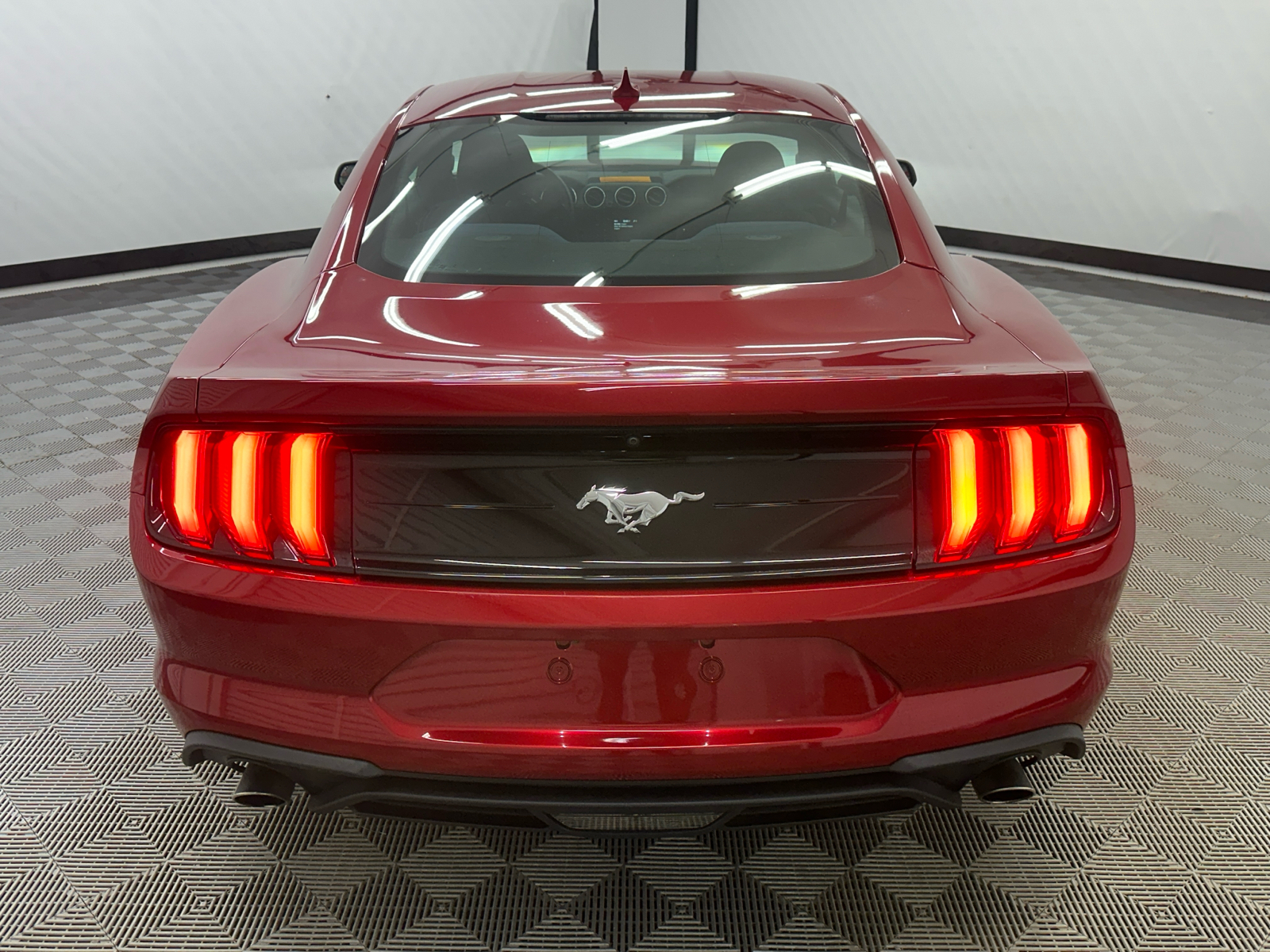 2020 Ford Mustang EcoBoost 4