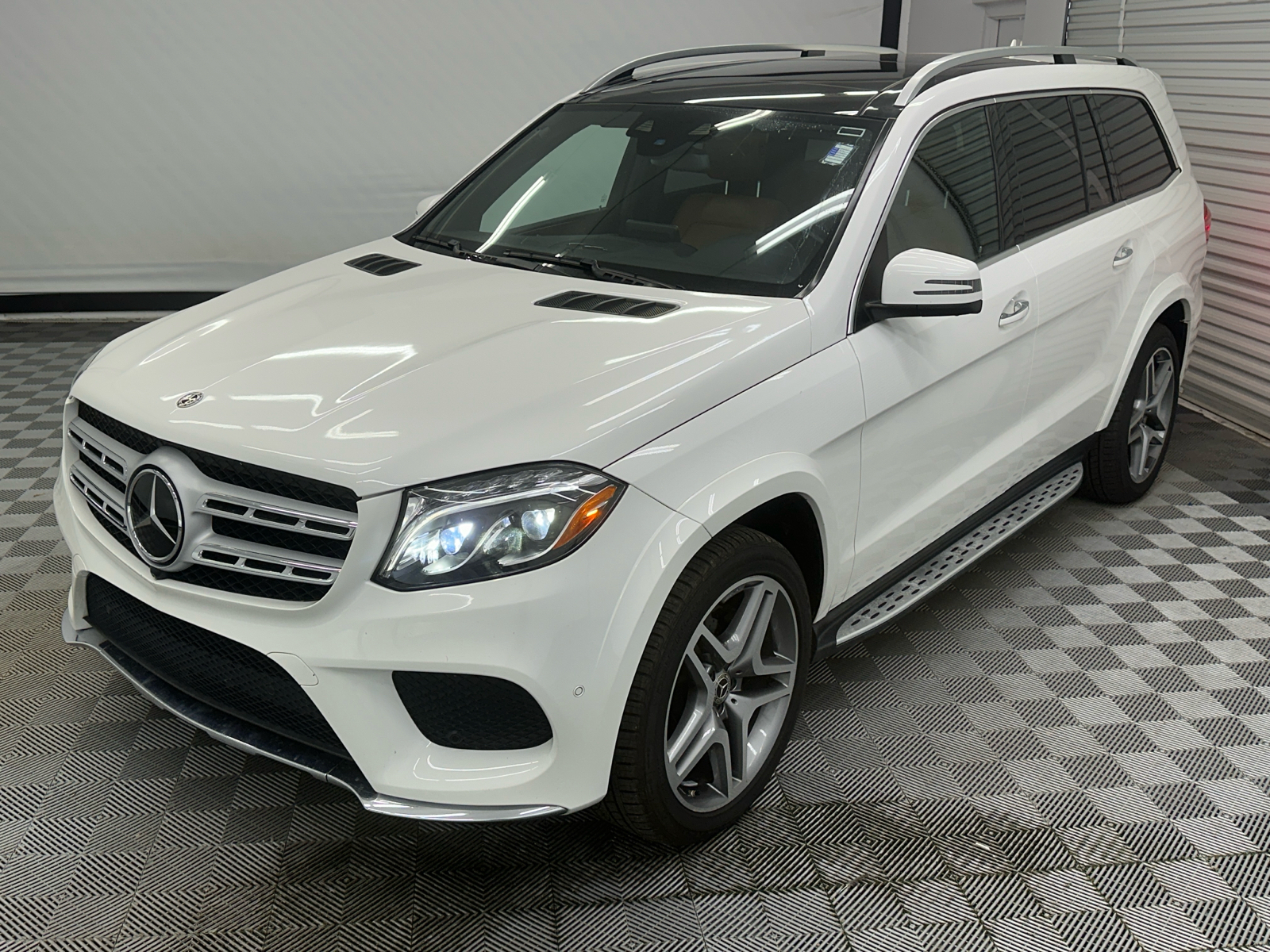 2018 Mercedes-Benz GLS GLS 550 1