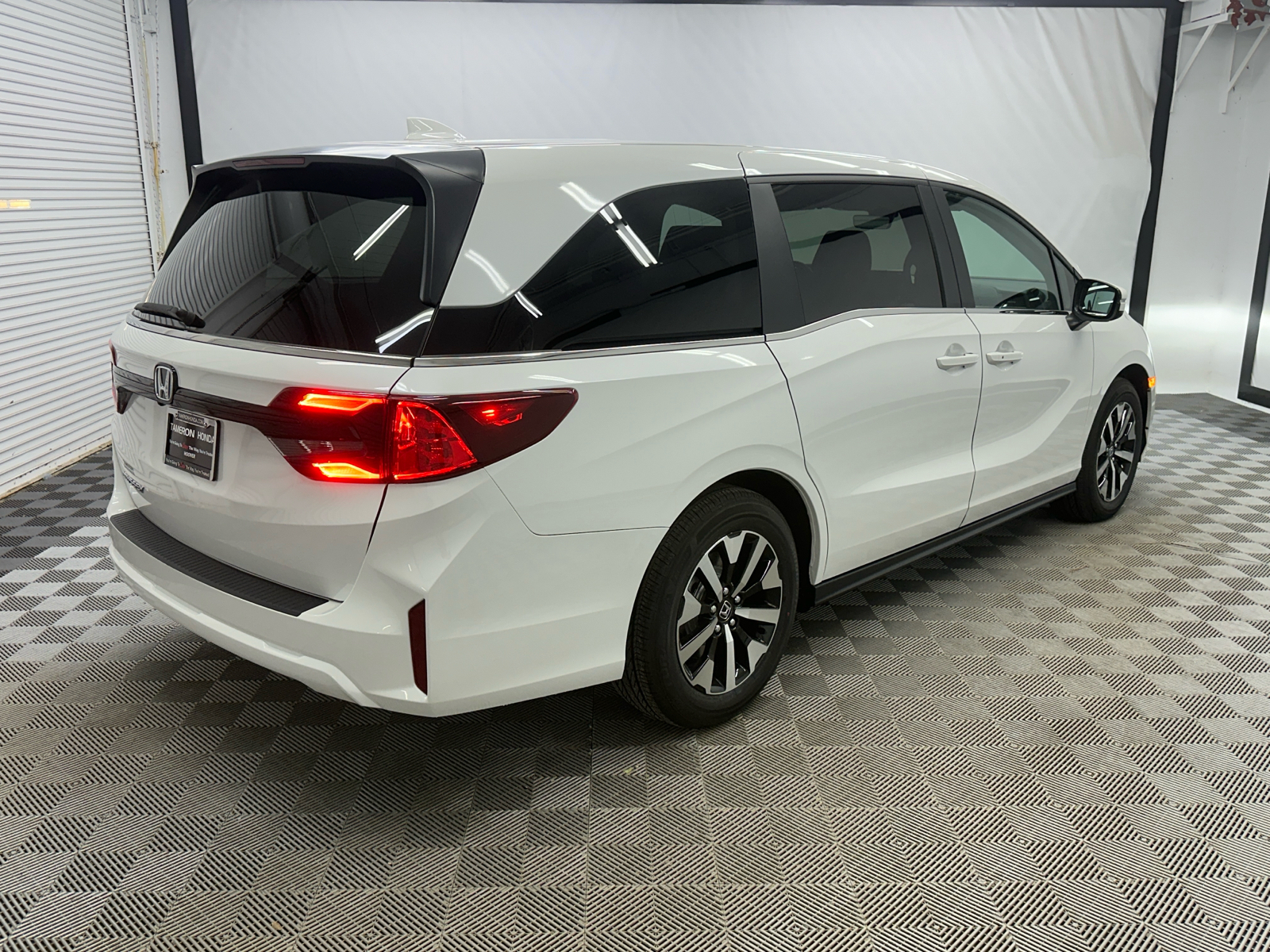 2025 Honda Odyssey EX-L 5