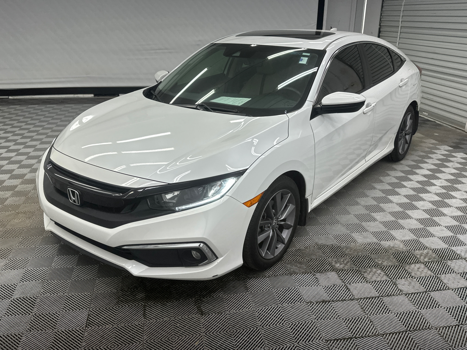 2019 Honda Civic EX-L 1