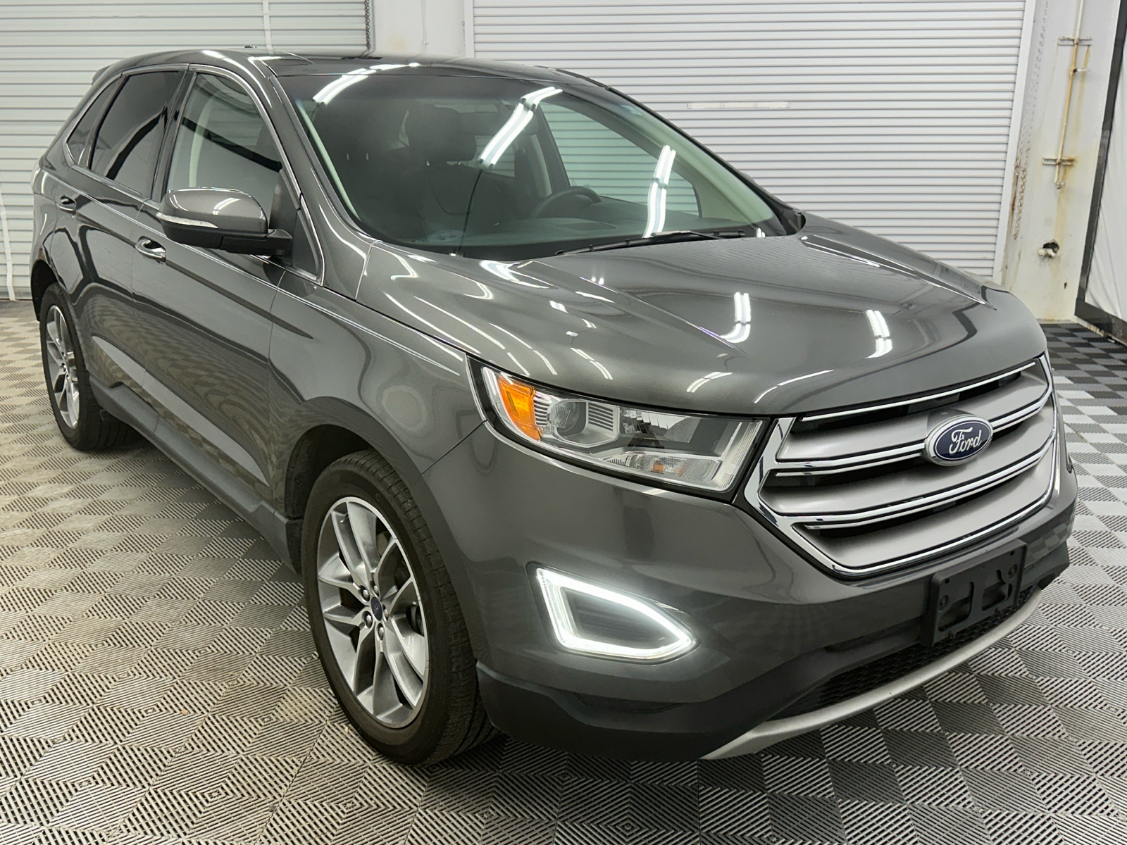 2016 Ford Edge Titanium 7