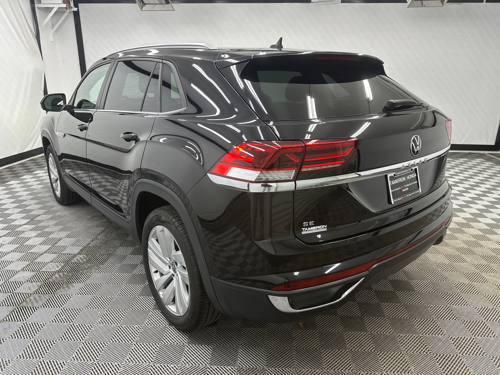 2021 Volkswagen Atlas Cross Sport 2.0T SE w/Technology 3