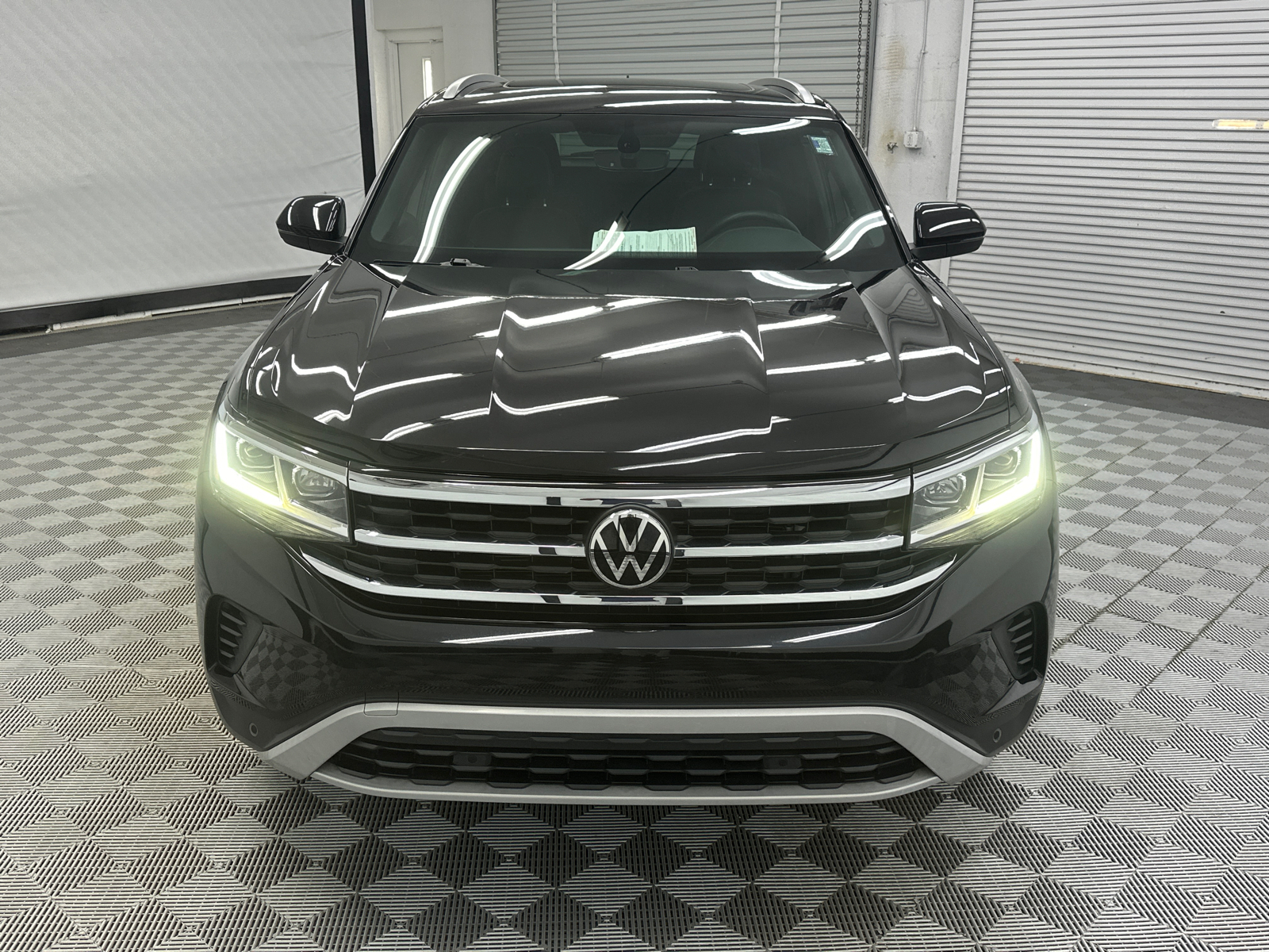 2021 Volkswagen Atlas Cross Sport 2.0T SE w/Technology 8