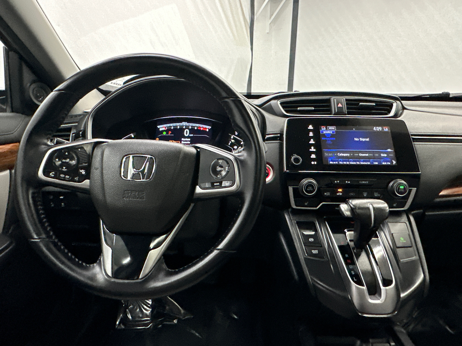 2017 Honda CR-V Touring 28