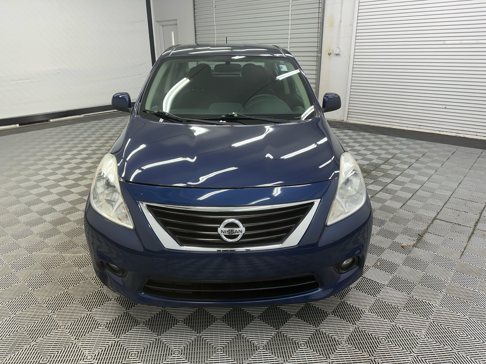 2013 Nissan Versa 1.6 SV 8