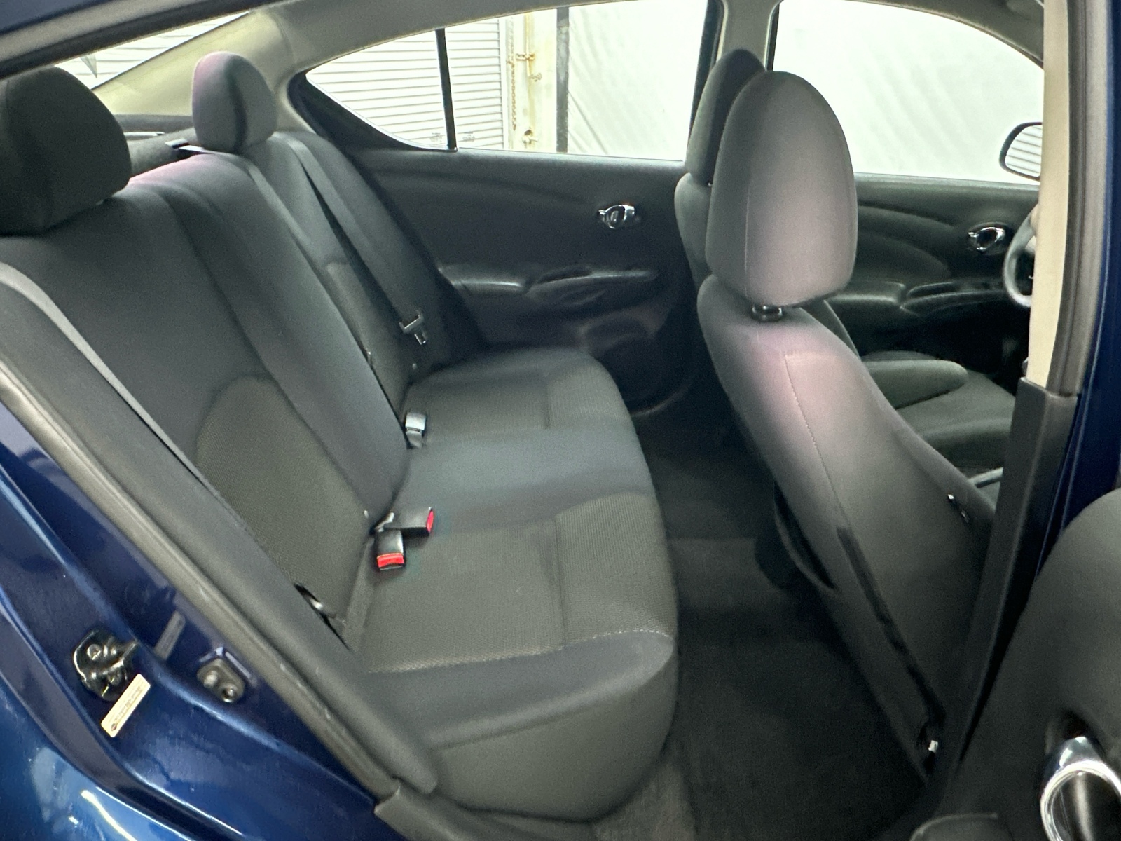 2013 Nissan Versa 1.6 SV 15