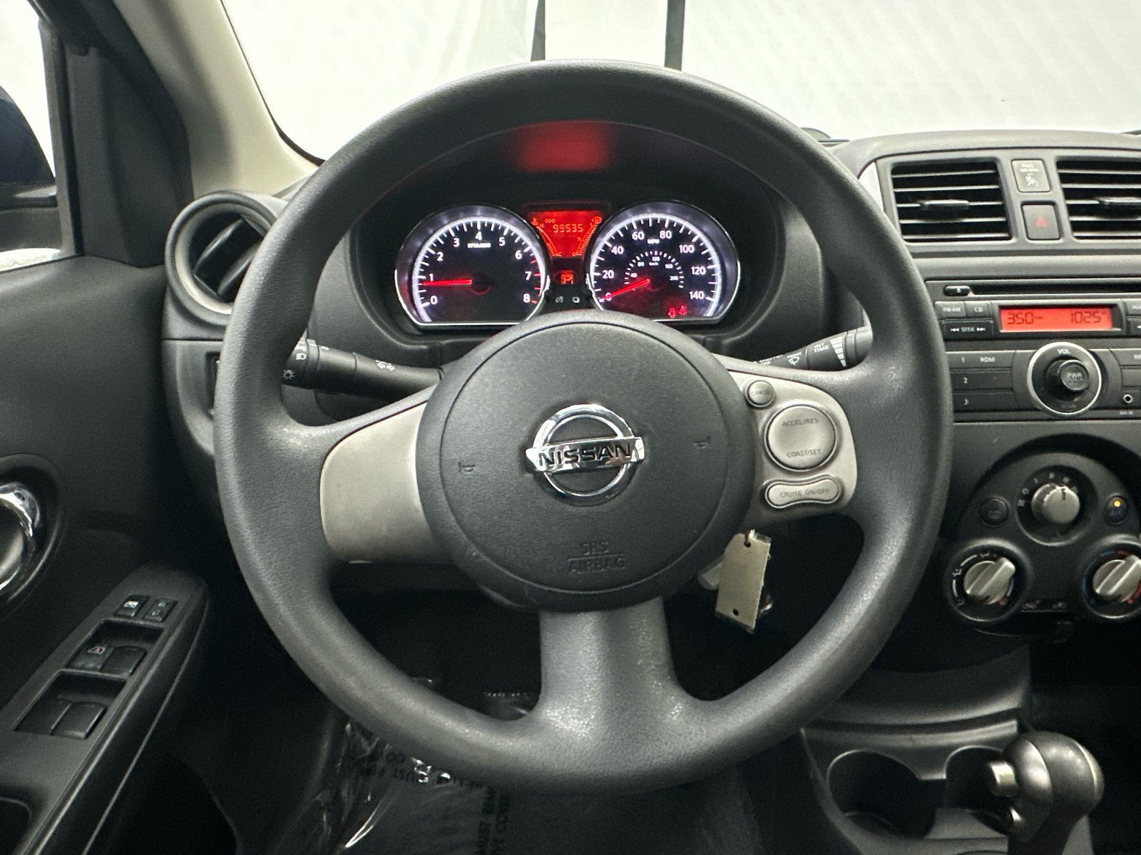 2013 Nissan Versa 1.6 SV 24