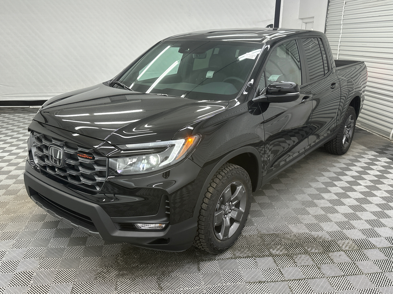 2025 Honda Ridgeline TrailSport 1